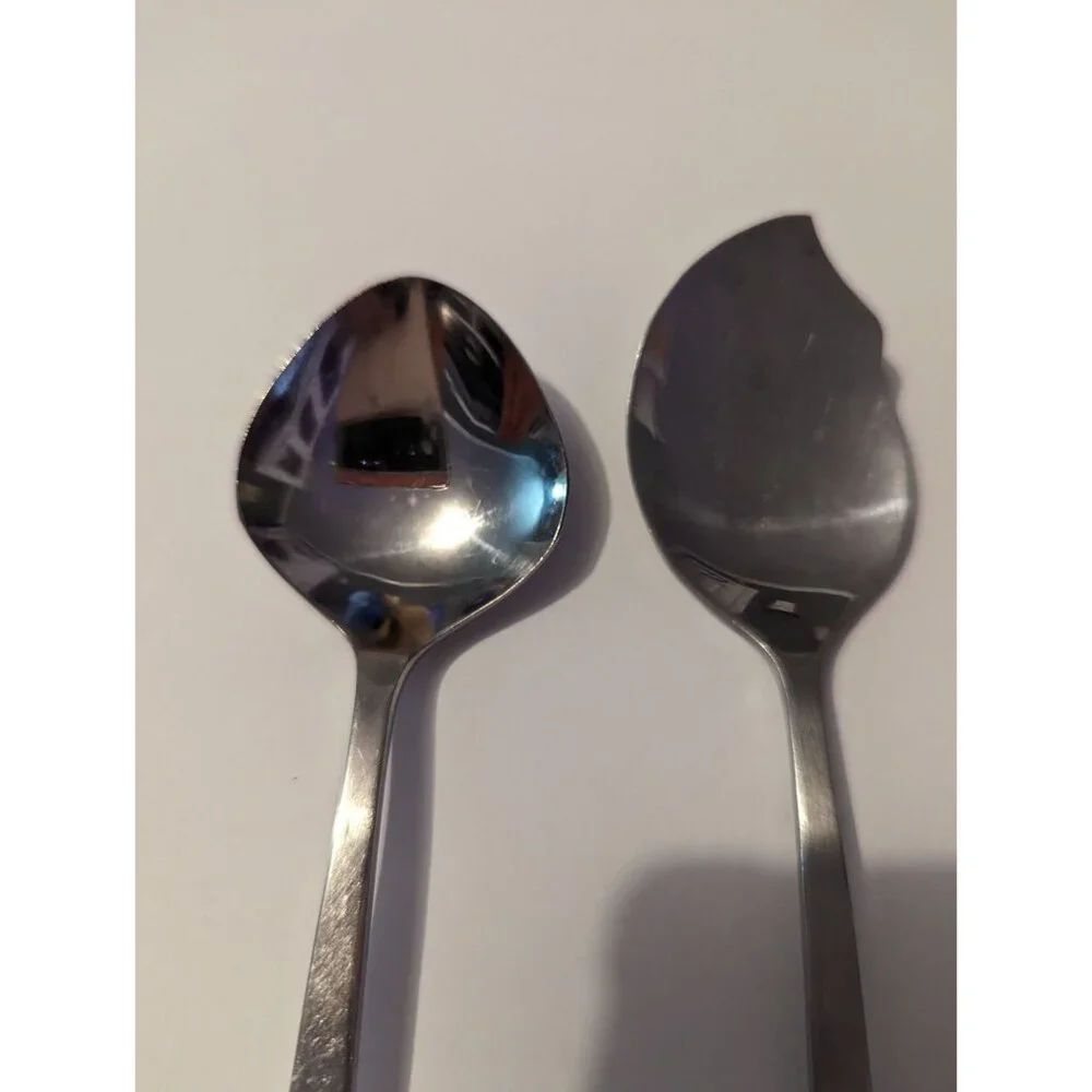VTG CARLYLE Hong Kong stainless cameo pattern lot 2 soup‎ & jelly spoon replace